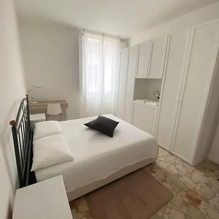 1 Min Dal Duomo Holiday home *